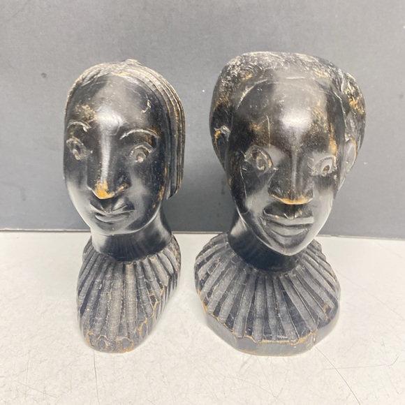 African Hand Carved Ebony Wood Bust Sculptures Tribal Head Set of Two - Picture 5 of 14